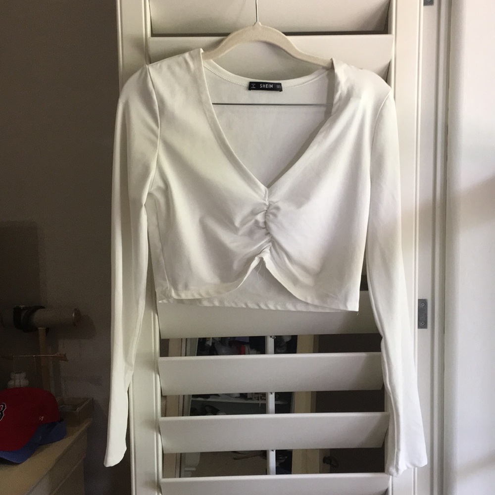 vneck crop long sleeve